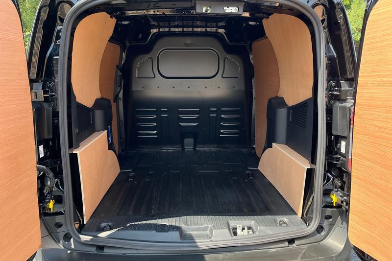 Used Ford Transit Courier for sale - 78109487: Photo 4