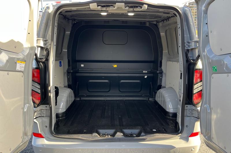 Used Ford Transit Custom 2025 for sale - 76767092: Photo 5