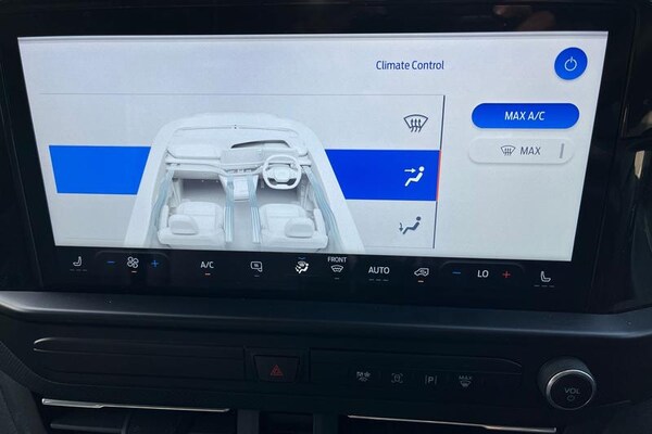 Used Ford Transit Custom 2024 for sale - 75667690: Photo 17