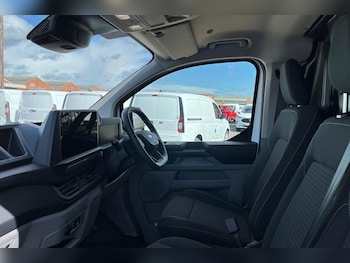 Used Ford Transit Custom 2024 for sale - 78753620: Photo