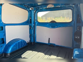 Used Ford E-Transit 2025 for sale - 79369360: Photo