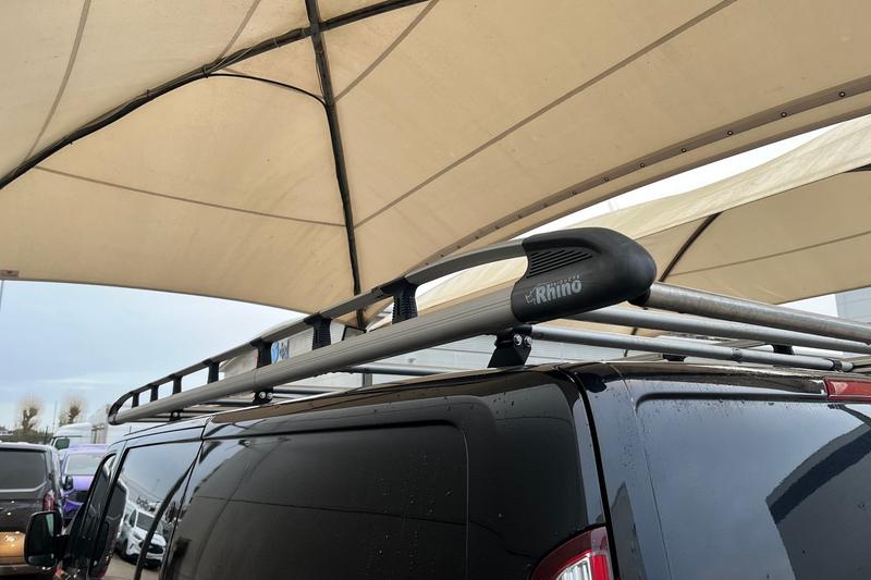 Used Ford Transit Custom 2022 for sale - 76355529: Photo 36