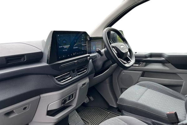 Used Ford Transit Custom 2024 for sale - 75627526: Photo 4