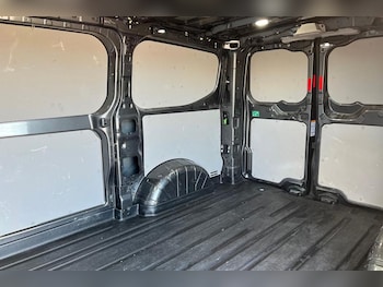 Used Ford Transit Custom 2024 for sale - 78042892: Photo