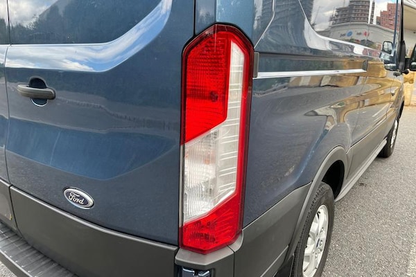 Used Ford Transit 2023 for sale - 76209416: Photo 31