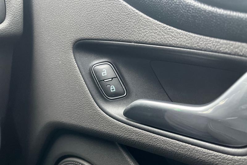 Used Ford Transit Custom 2022 for sale - 76767086: Photo 17