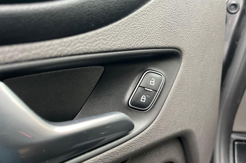 Used Ford Transit Custom 2022 for sale - 76767086: Photo 37