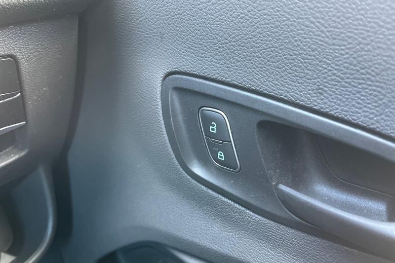 Used Ford E-Transit 2022 for sale - 76830304: Photo 17