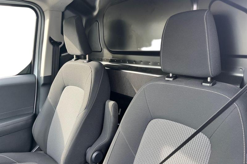 Used Ford Transit Courier 2024 for sale - 76355539: Photo 11