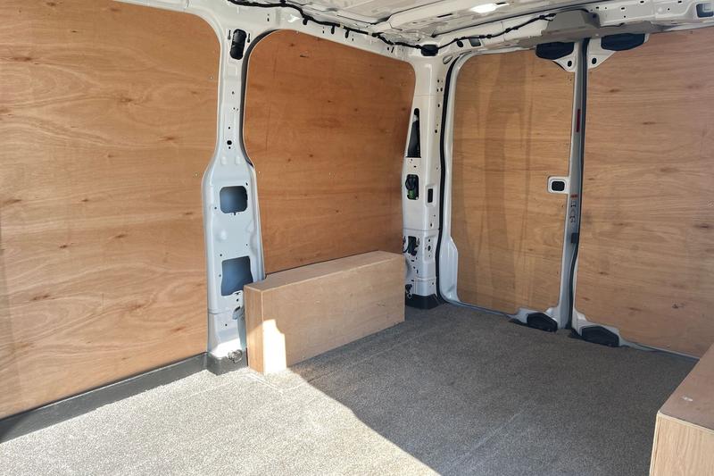 Used Ford Transit Custom 2024 for sale - 77951276: Photo 4