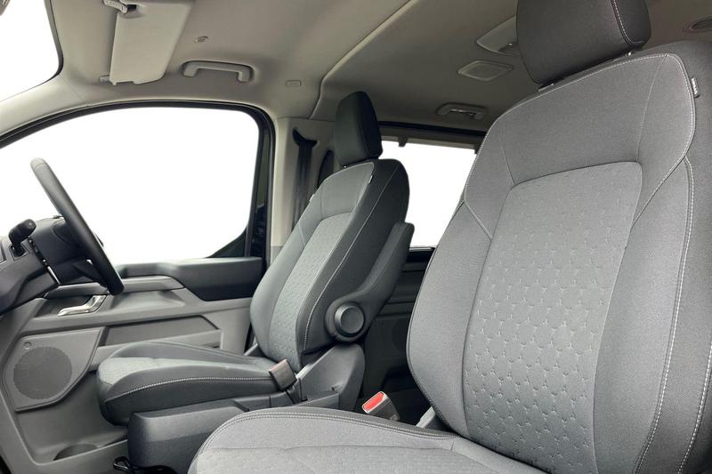 Used Ford Tourneo Custom 2025 for sale - 78042882: Photo 10