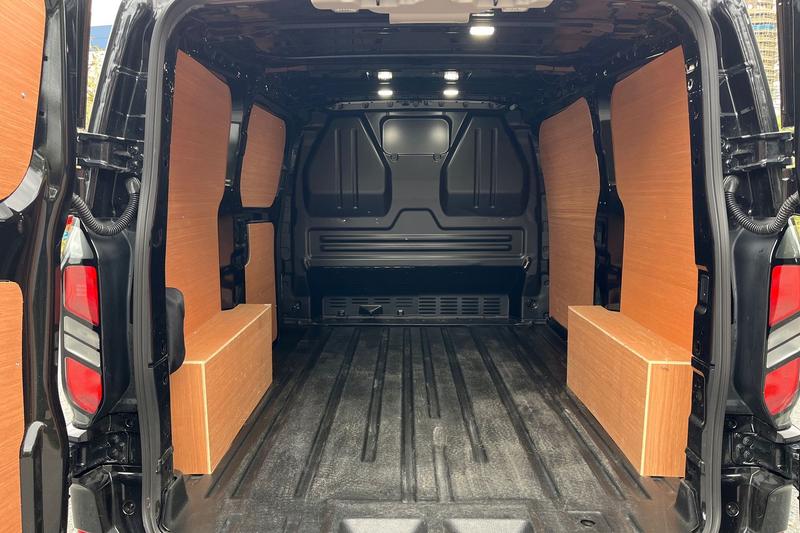 Used Ford Transit Custom 2025 for sale - 76319348: Photo 5