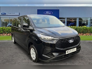 Used Ford Tourneo Custom 2025 for sale - 76551767: Photo