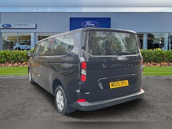 Used Ford Tourneo Custom 2025 for sale - 76551767: Photo