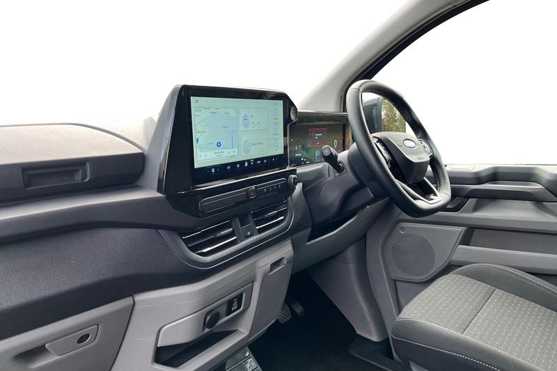 Used Ford Tourneo Custom 2025 for sale - 76551767: Photo 4