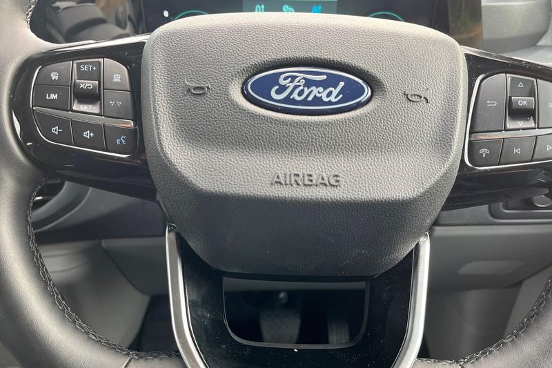 Used Ford Tourneo Custom 2025 for sale - 76551767: Photo 9