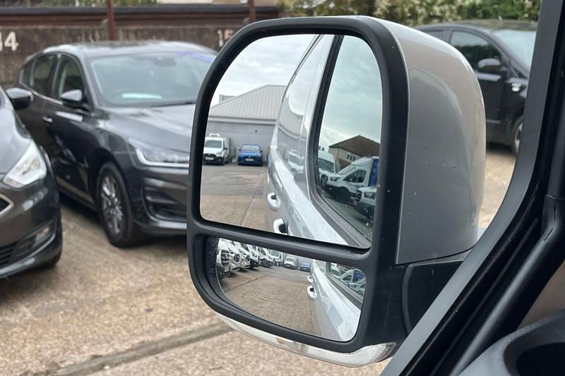 Used Ford Transit Custom 2025 for sale - 77067445: Photo 40