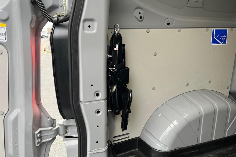 Used Ford Transit Custom 2025 for sale - 77152121: Photo 23