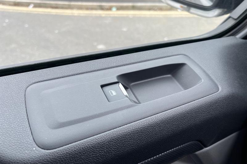 Used Ford Transit Custom 2025 for sale - 77152121: Photo 39