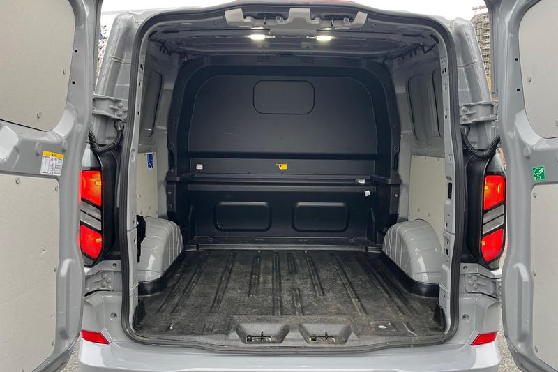 Used Ford Transit Custom 2025 for sale - 77152121: Photo 5