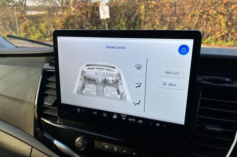 Used Ford Transit 2024 for sale - 77152116: Photo 38