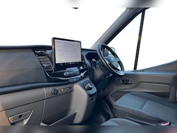 Used Ford Transit 2024 for sale - 77152116: Photo