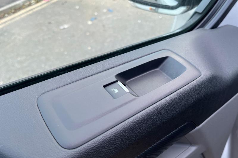 Used Ford Transit Custom 2025 for sale - 77152119: Photo 29