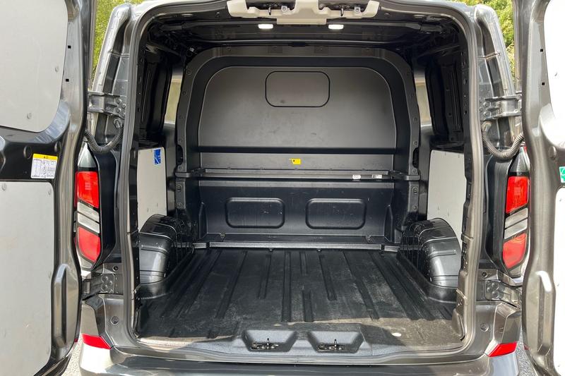 Used Ford Transit Custom 2025 for sale - 76966153: Photo 5