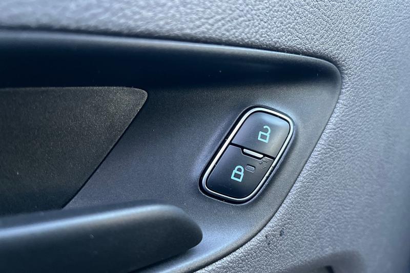 Used Ford Transit Custom 2022 for sale - 77248680: Photo 31