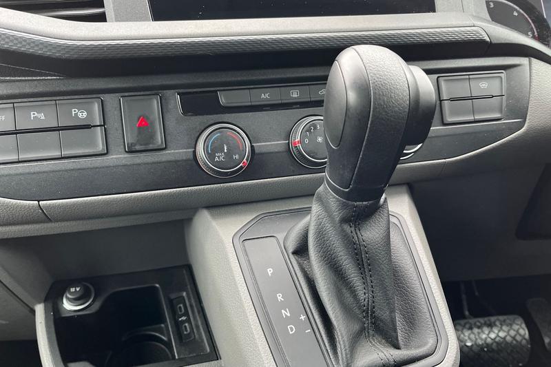 Used Volkswagen Transporter 2024 for sale - 76586453: Photo 17