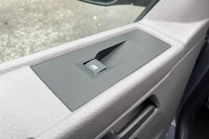 Used Volkswagen Transporter 2024 for sale - 76586453: Photo 34