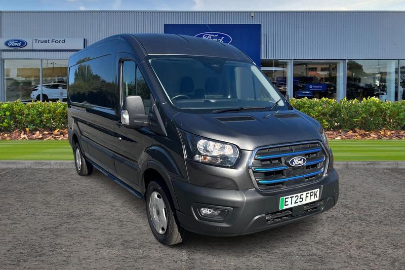 Used Ford E-Transit 2025 for sale - 76184361: Photo 1