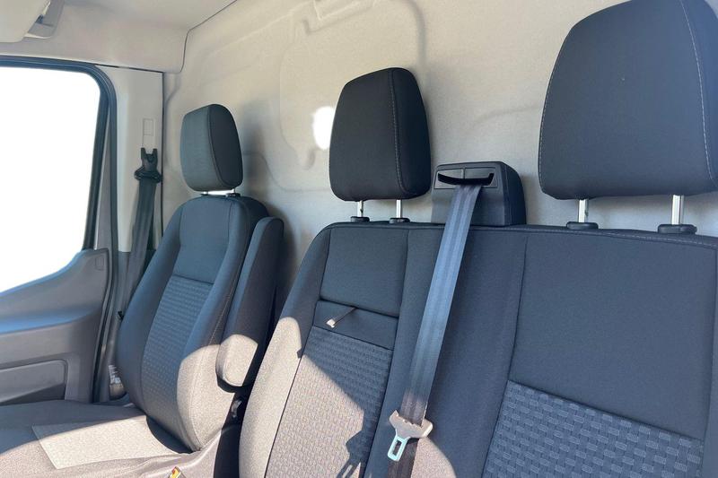 Used Ford E-Transit 2025 for sale - 76184361: Photo 11