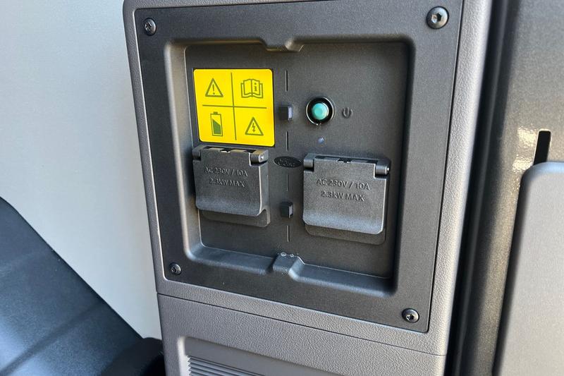 Used Ford E-Transit 2025 for sale - 76184361: Photo 30