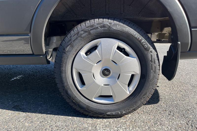 Used Ford E-Transit 2025 for sale - 76184361: Photo 35