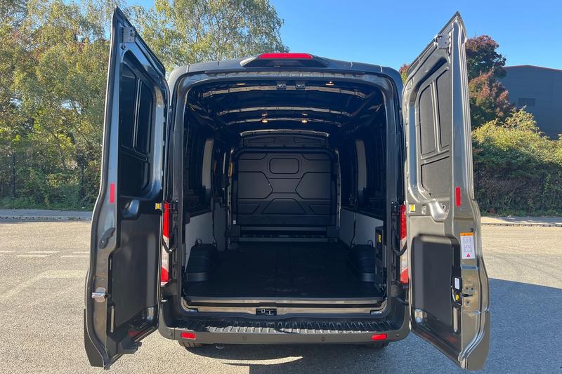 Used Ford E-Transit 2025 for sale - 76184361: Photo 7