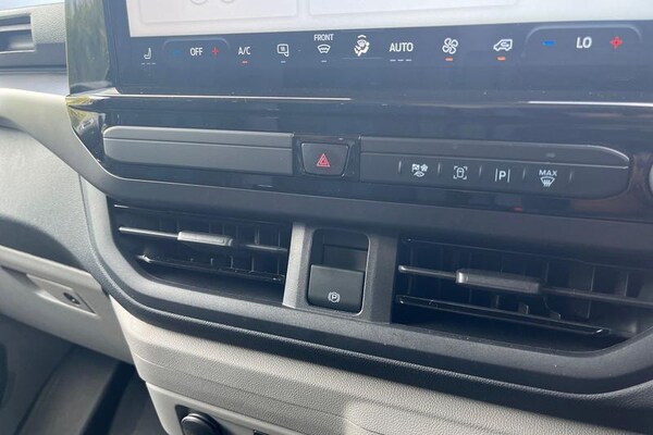 Used Ford E-Transit 2024 for sale - 74752544: Photo 16