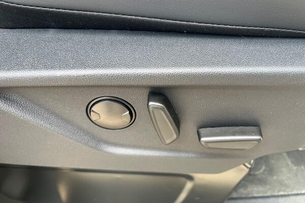 Used Ford E-Transit 2024 for sale - 74752544: Photo 32