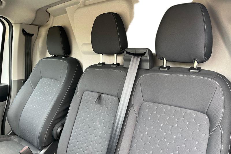 Used Ford Transit Custom 2023 for sale - 76355533: Photo 11