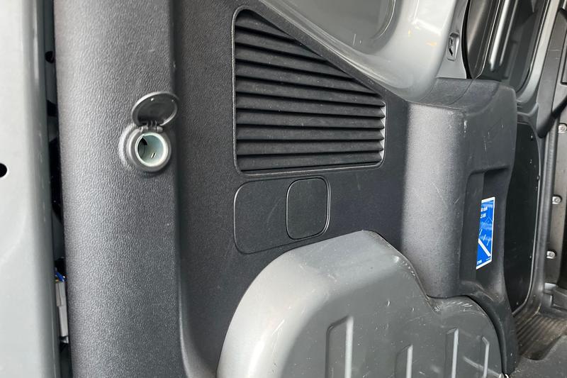 Used Ford Transit Courier 2024 for sale - 77152126: Photo 21