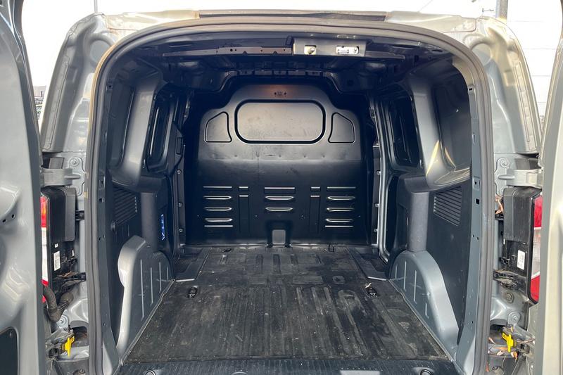 Used Ford Transit Courier 2024 for sale - 77152126: Photo 4