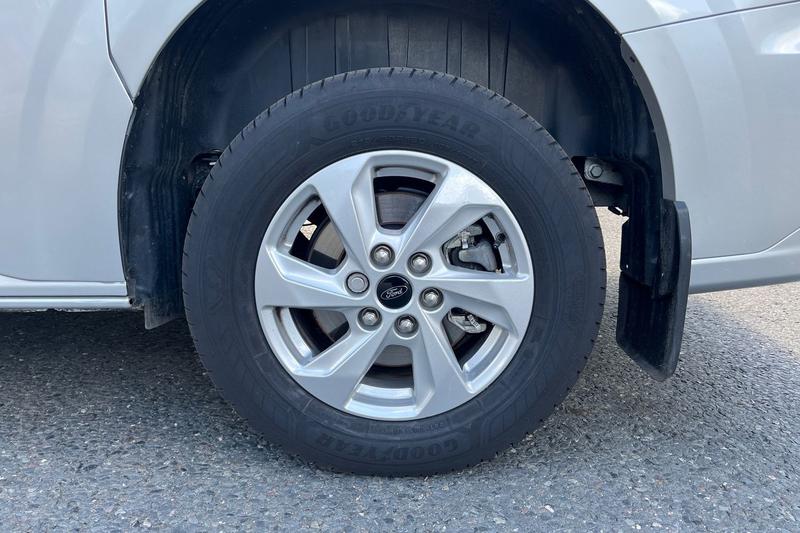 Vehicle 28