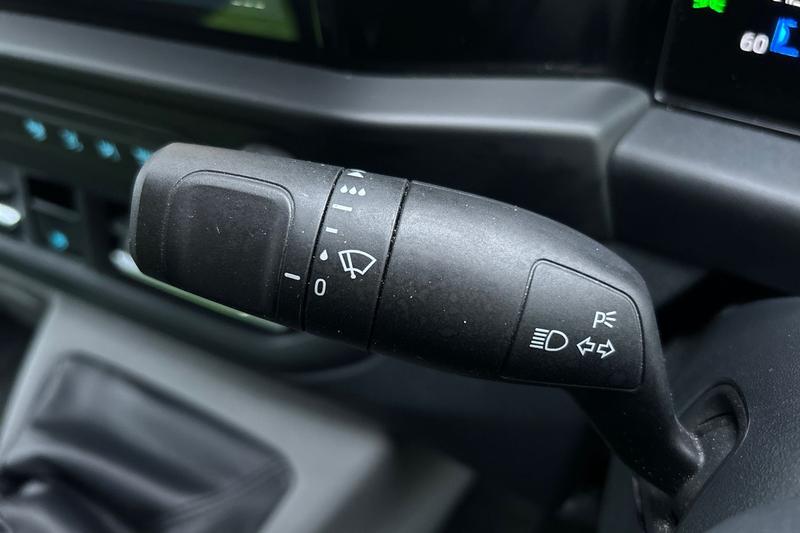 Used Ford Transit Custom 2024 for sale - 77685116: Photo 30