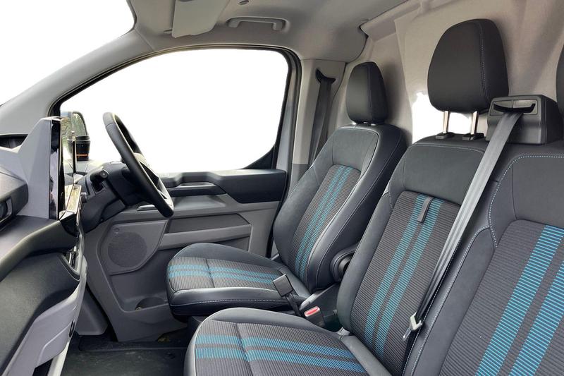 Used Ford E-Transit 2025 for sale - 76904525: Photo 11