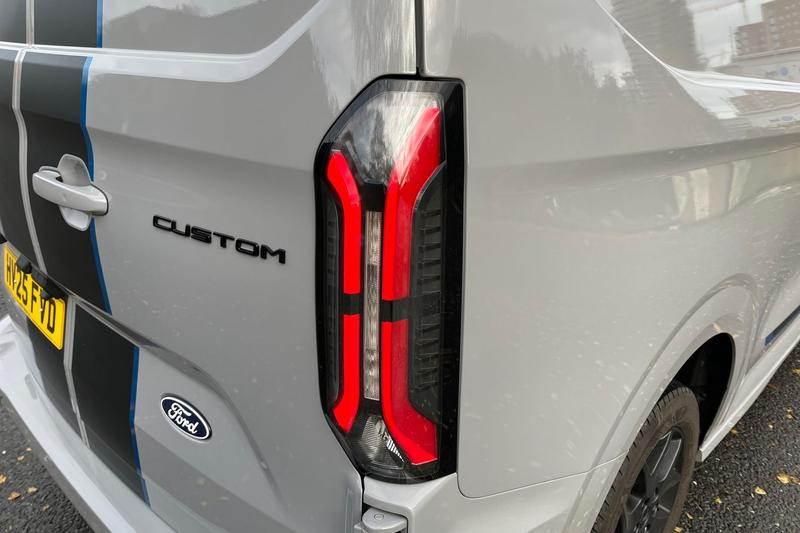 Used Ford E-Transit 2025 for sale - 76904525: Photo 26