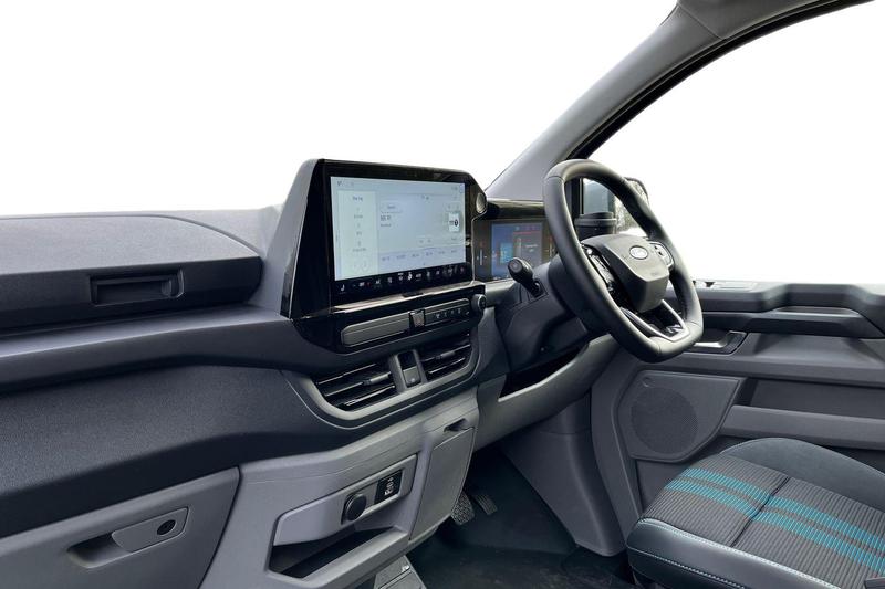 Used Ford E-Transit 2025 for sale - 76904525: Photo 4