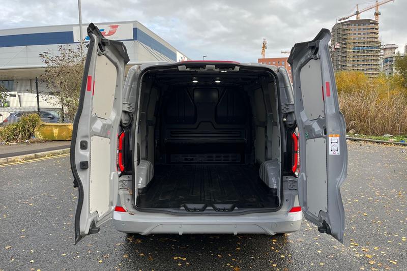 Used Ford E-Transit 2025 for sale - 76904525: Photo 7