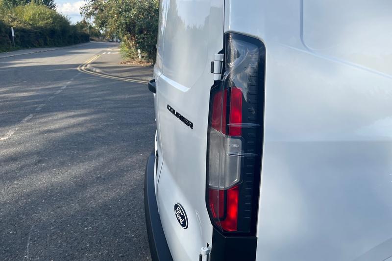 Used Ford Transit Courier 2024 for sale - 76355534: Photo 23