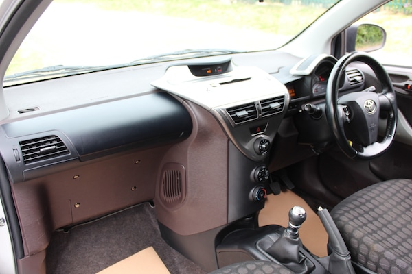 Used Toyota IQ 2011 for sale - 70728488: Photo 11