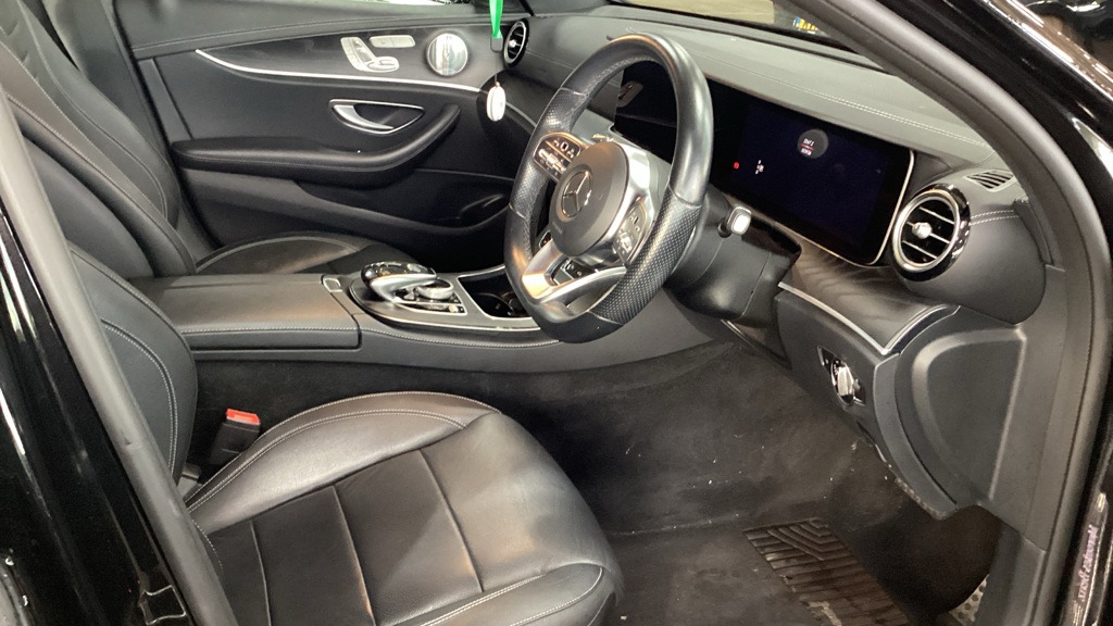 Used Mercedes-Benz E Class 2019 for sale - 76352699: Photo 13